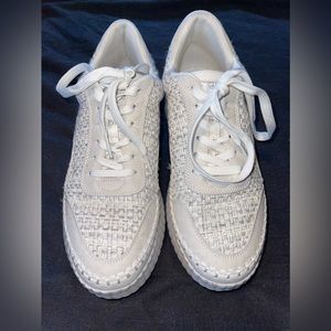 Universal Thread Sneakers